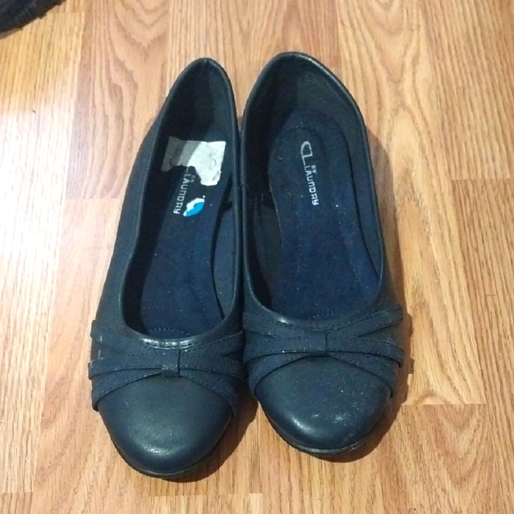 CL by Laundry Women's Black Flats EUC